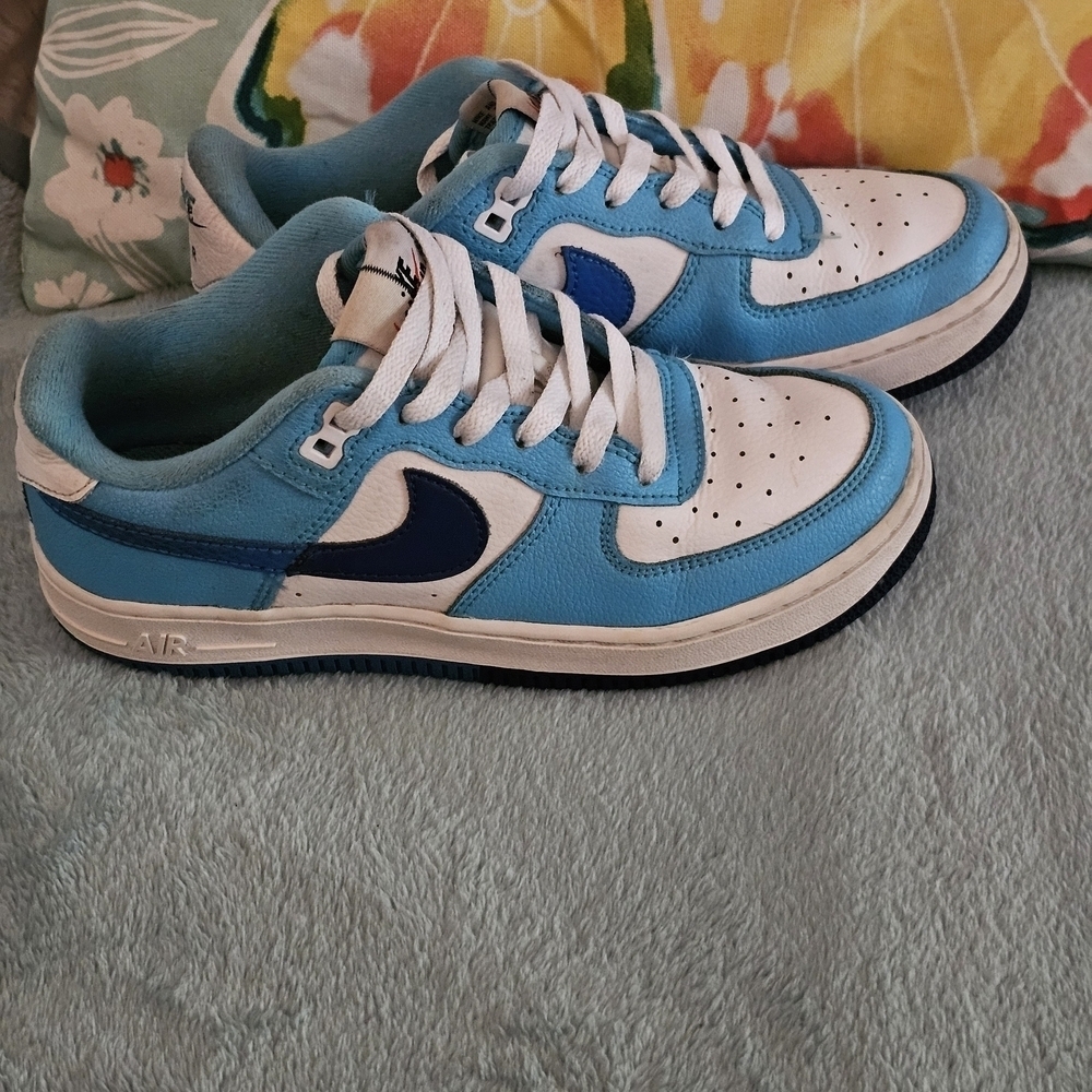 Nike Blue and White Air Force 1 Sneakers - Picture 2 of 11